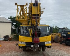 Avtokran 25 t